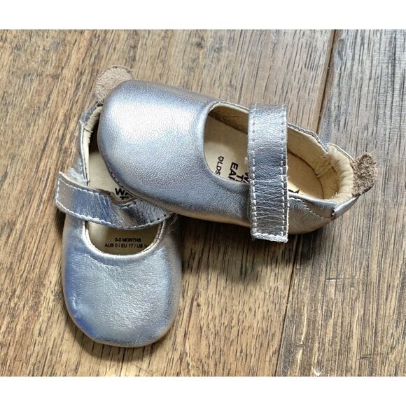 Little Feet Silver Baby Shoes By Old Soles 0-3 months - Picture 2 of 11